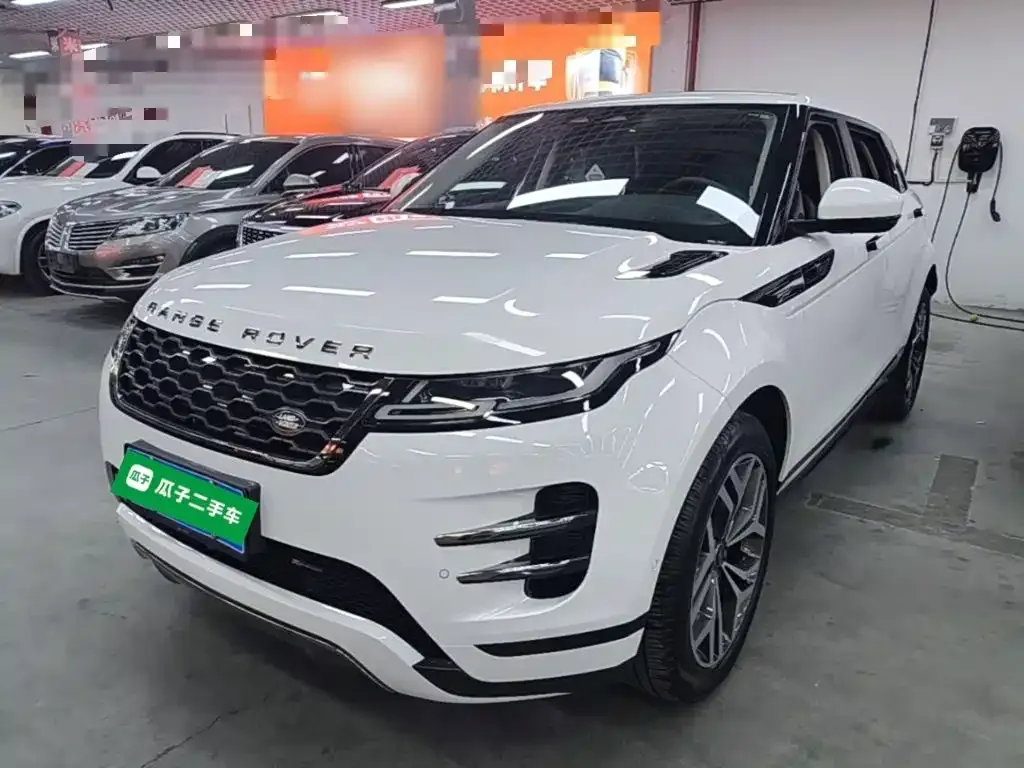 Land Rover Evoque — фото 1