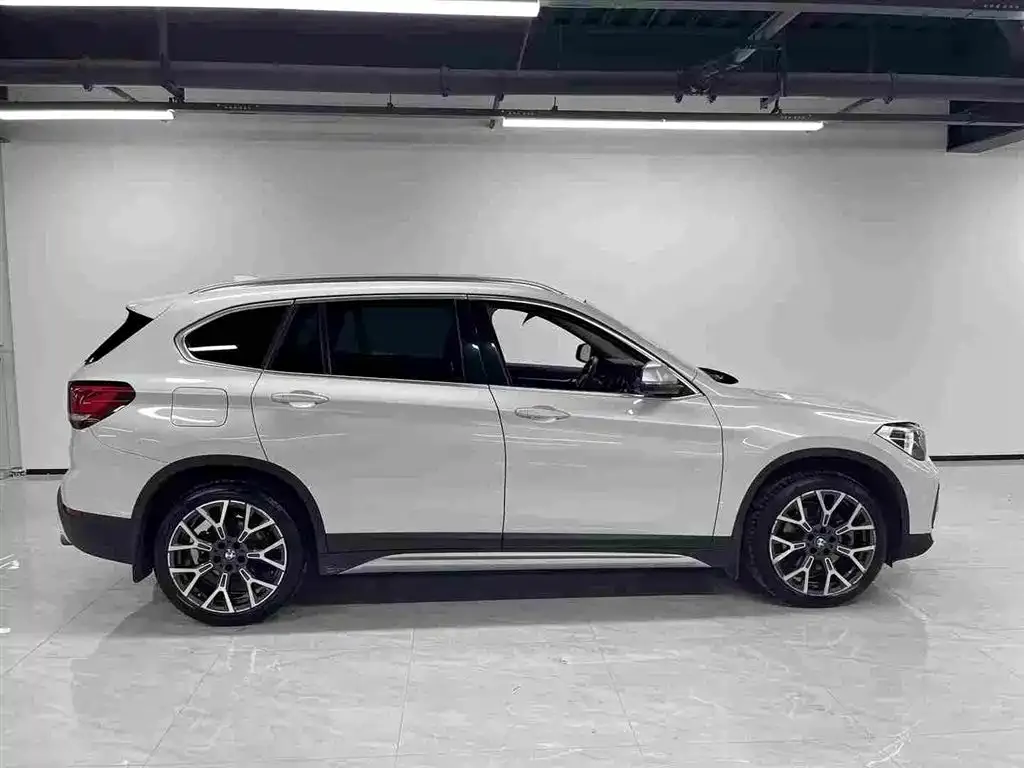 BMW X1 — фото 2