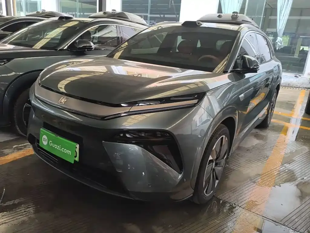 BYD Tang L — фото 3