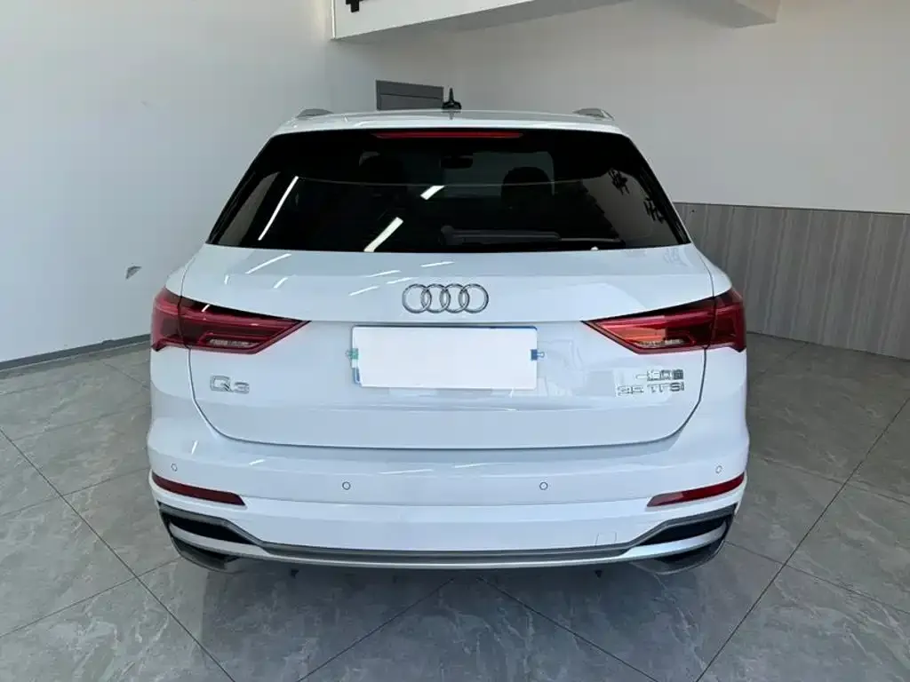 Audi Q3 — фото 5