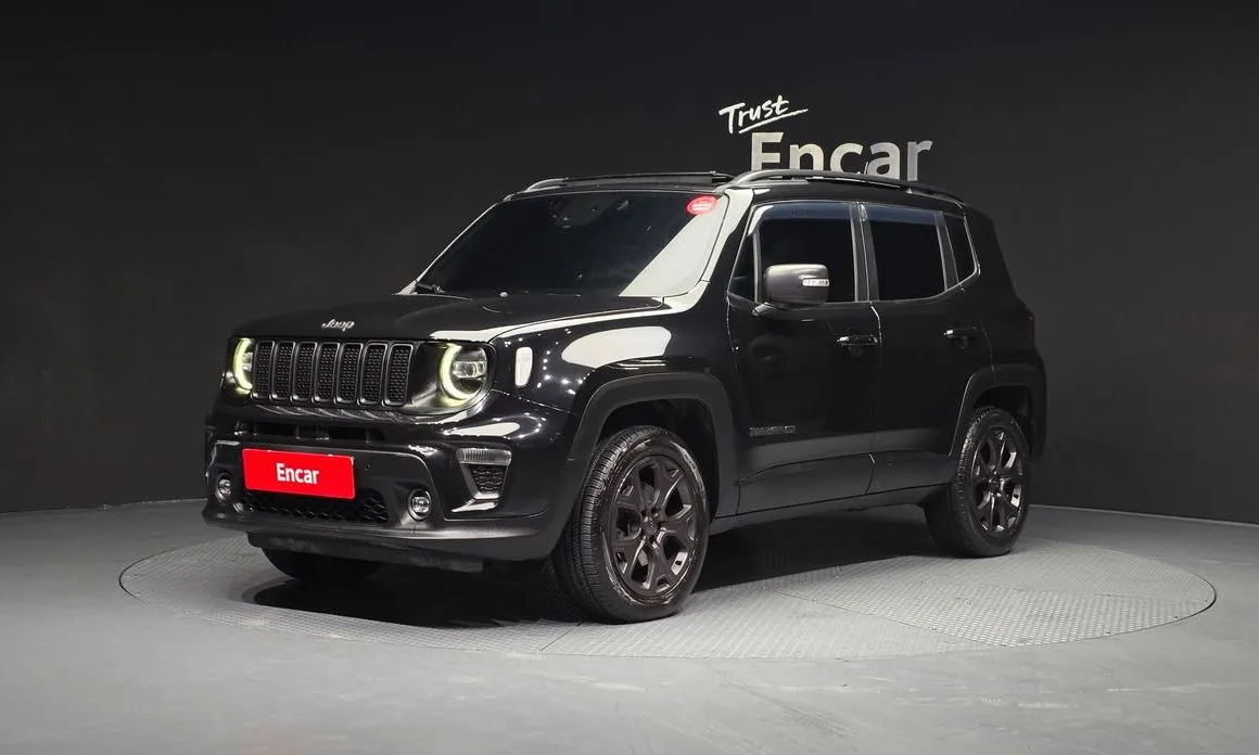 Jeep Renegade — фото 1