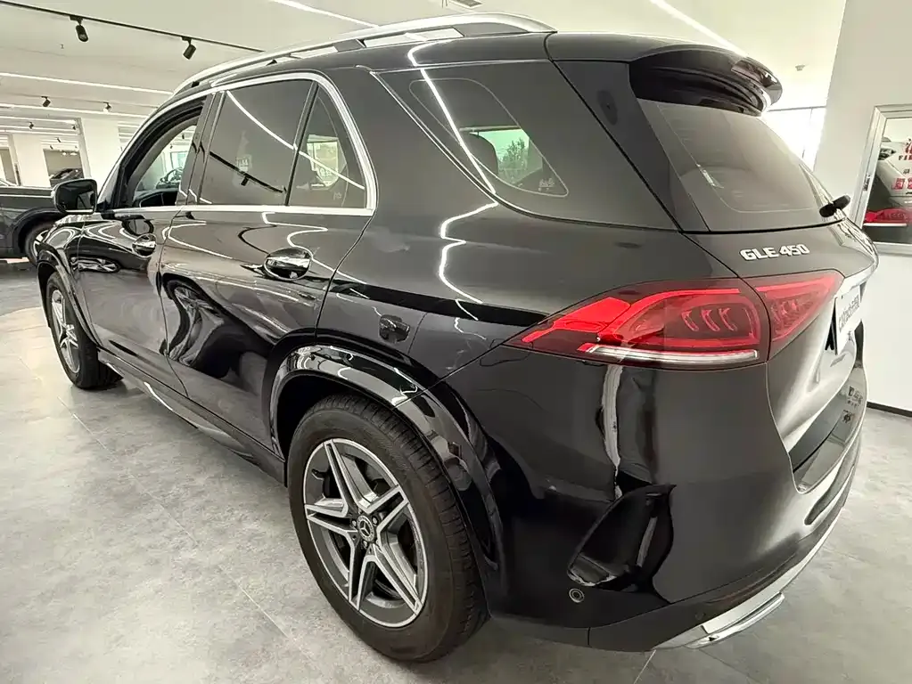 Mercedes-Benz GLE (Import) — фото 8