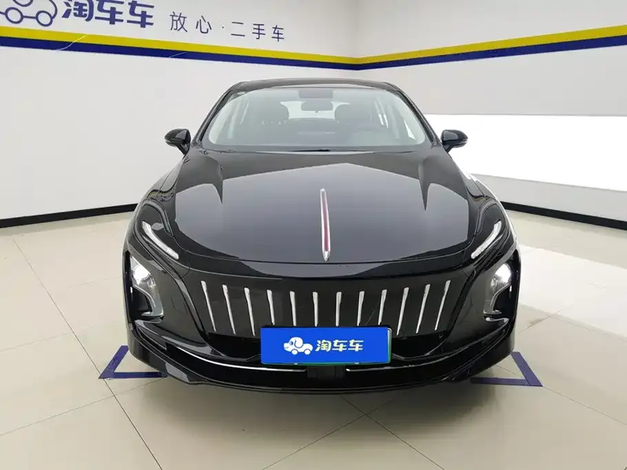 Hongqi E-QM5 — фото 2