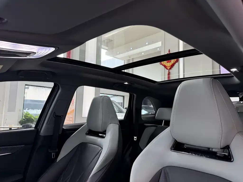 Changan CS75 PLUS — фото 2
