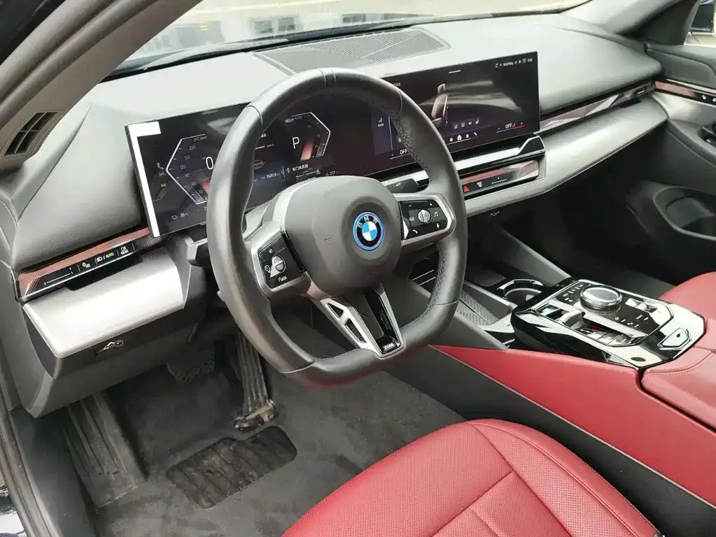 BMW i5 — фото 7