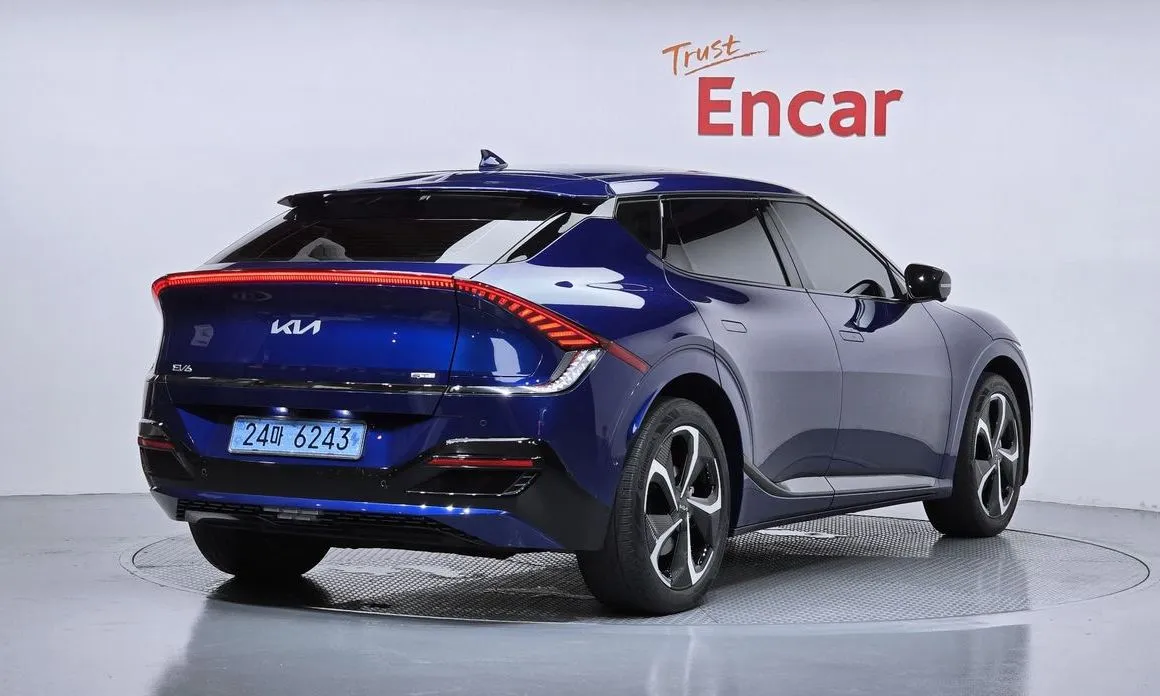 Kia EV6 — фото 6
