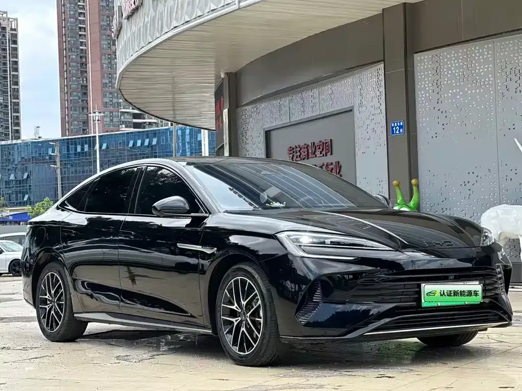 BYD Seal — фото 6