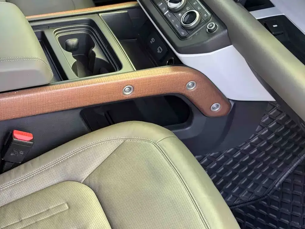 Land Rover Defender — фото 3