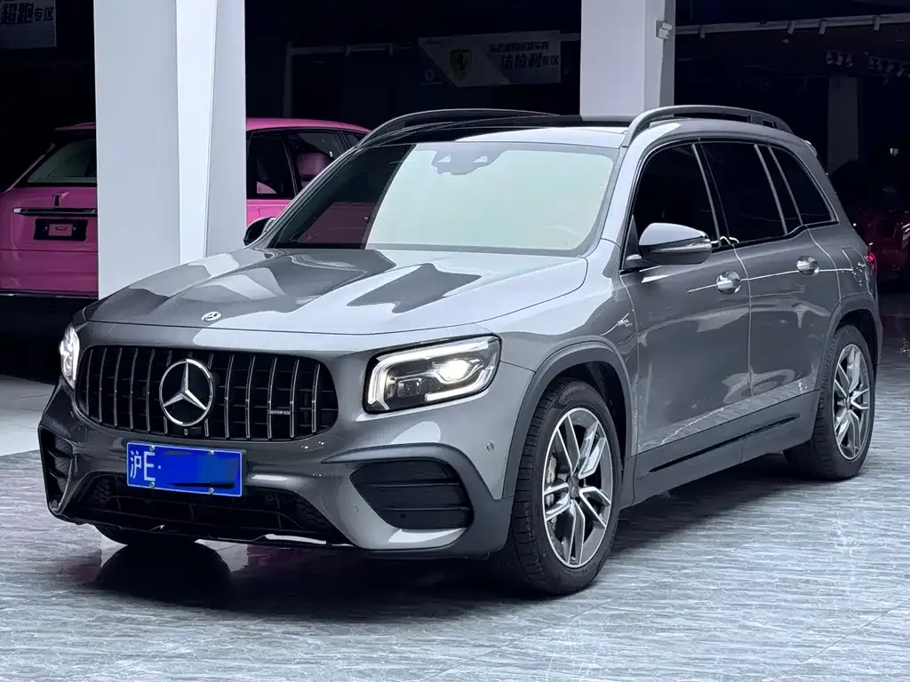 Mercedes-Benz GLB AMG — фото 1