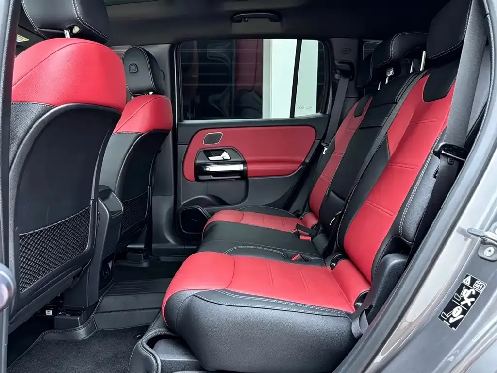 Mercedes-Benz GLB AMG — фото 2