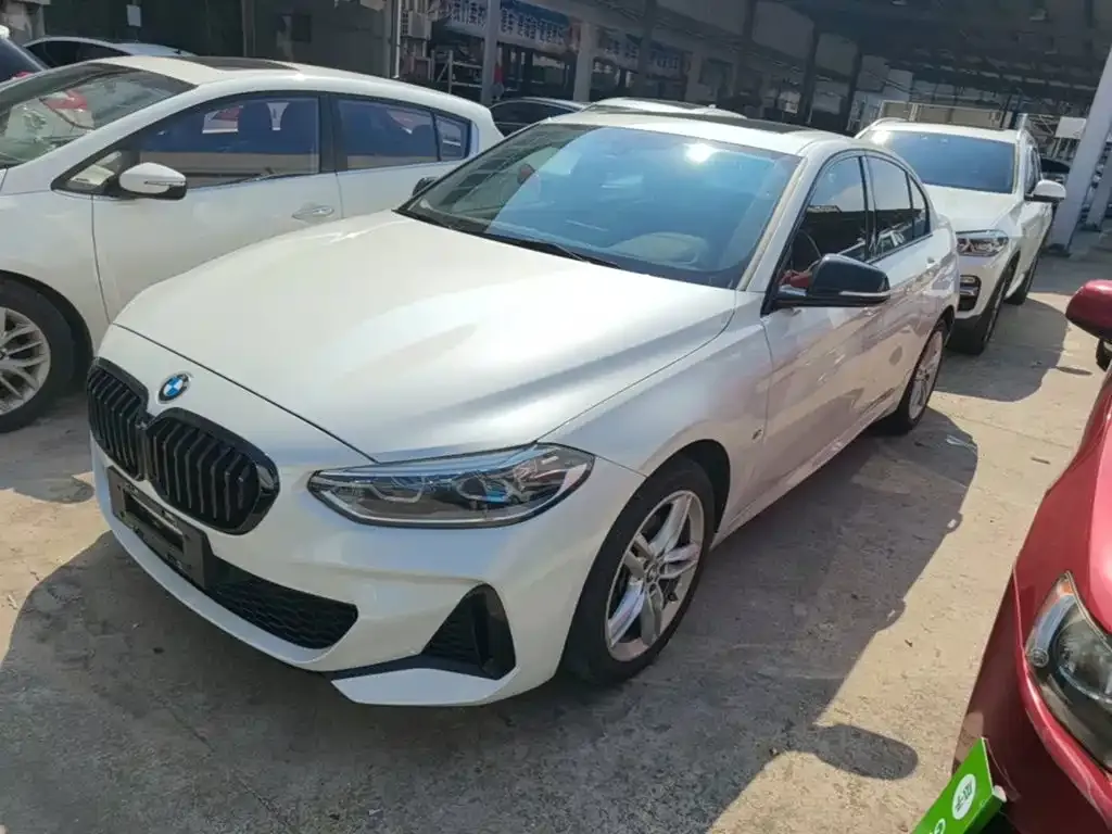 BMW 1 Series — фото 1