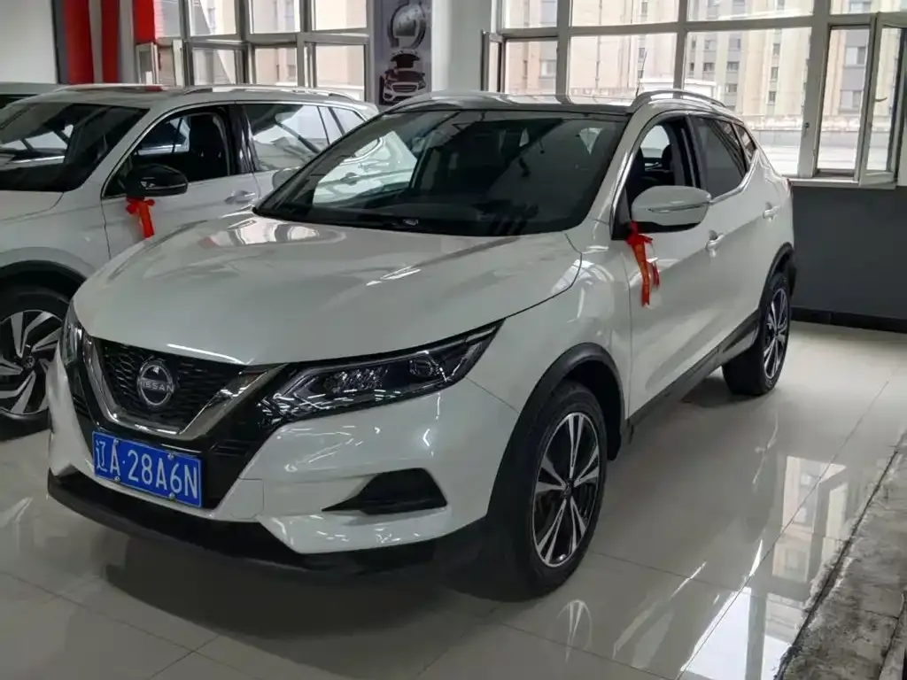 Nissan Qashqai — фото 7