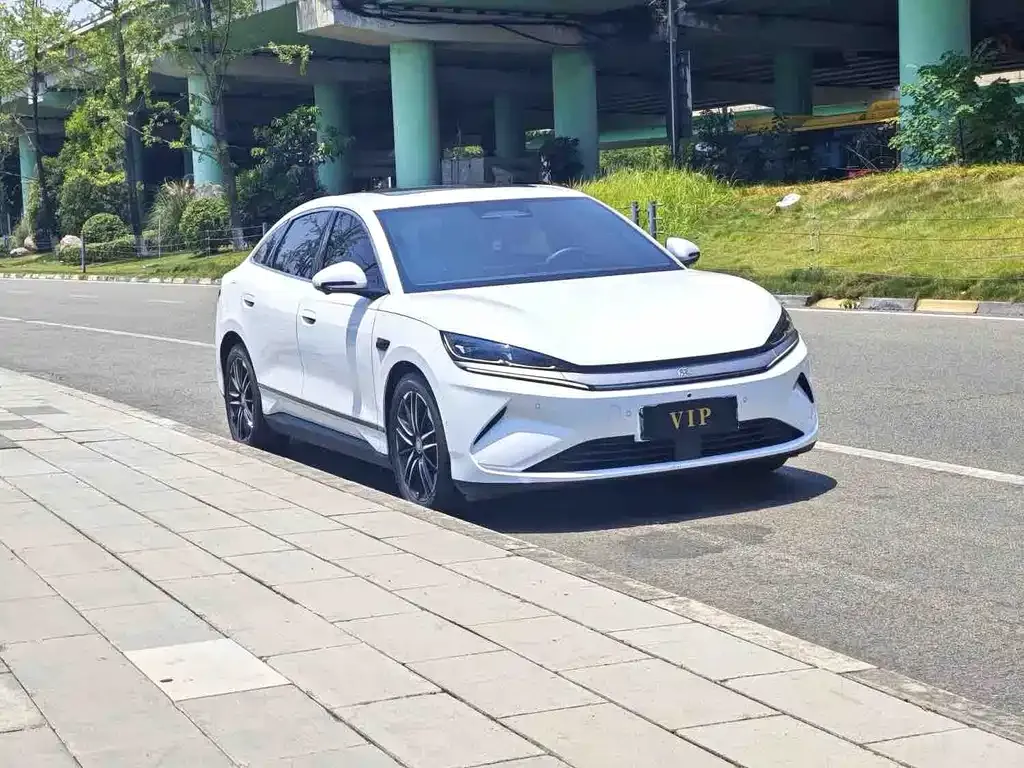 BYD Qin L — фото 2