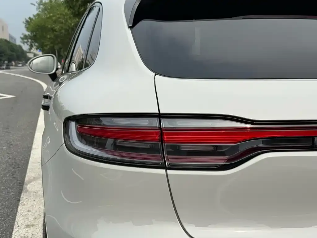 Porsche Macan — фото 4