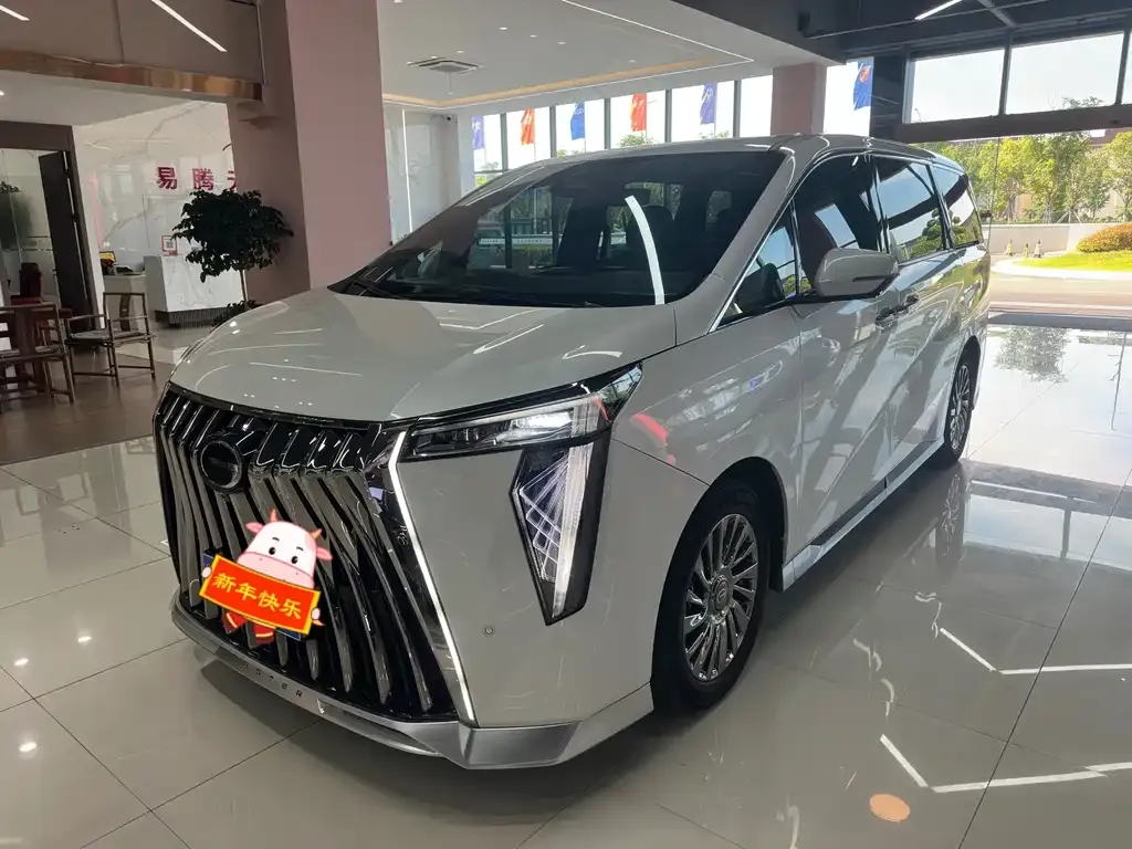 GAC Motor Trumpchi M8 — фото 1