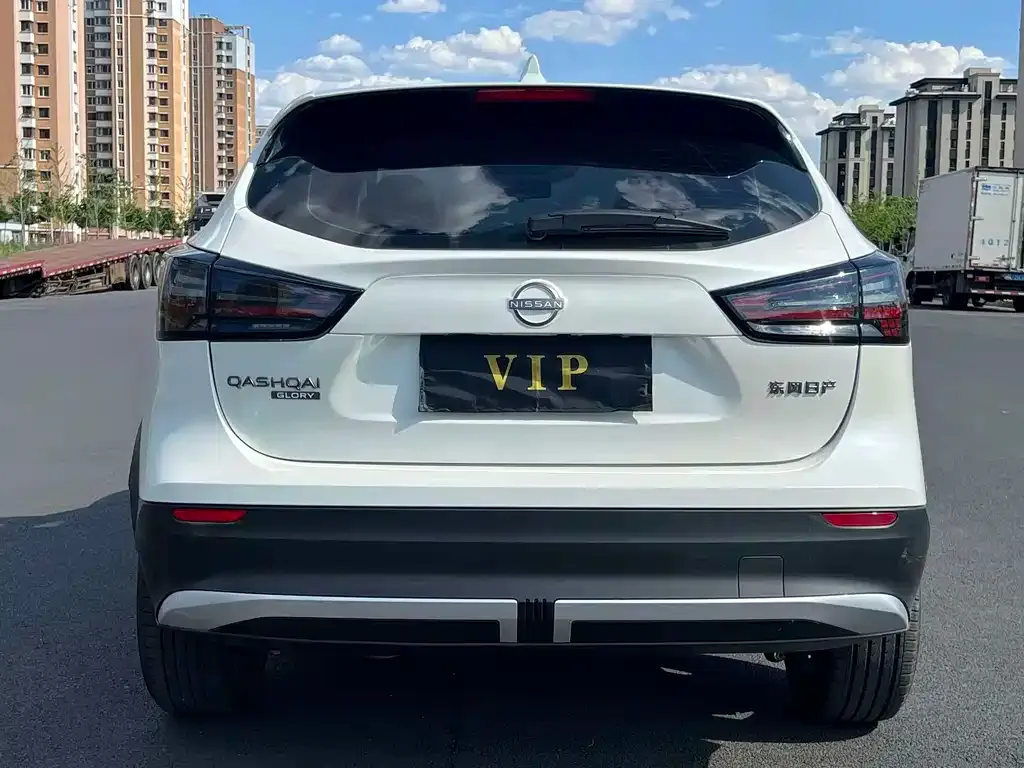 Nissan Qashqai — фото 2