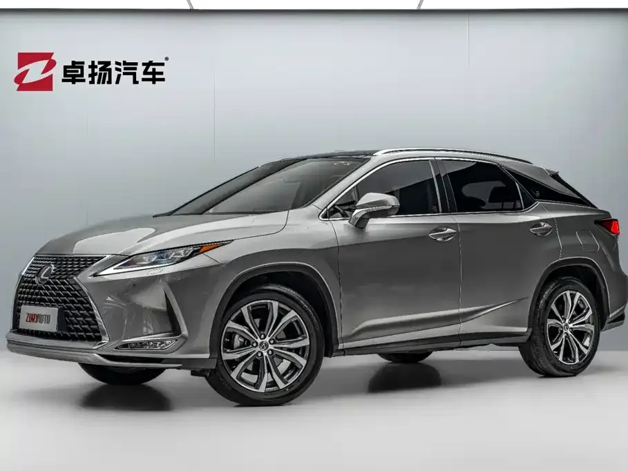 Lexus RX — фото 1