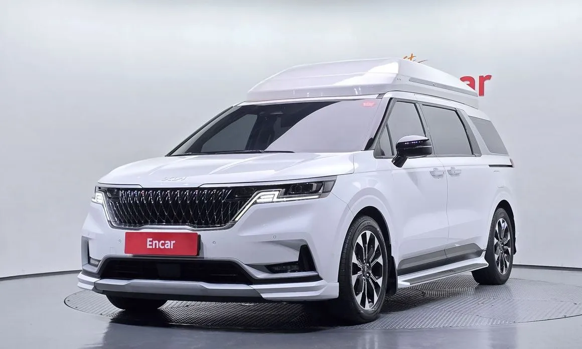 Kia Carnival — фото 1