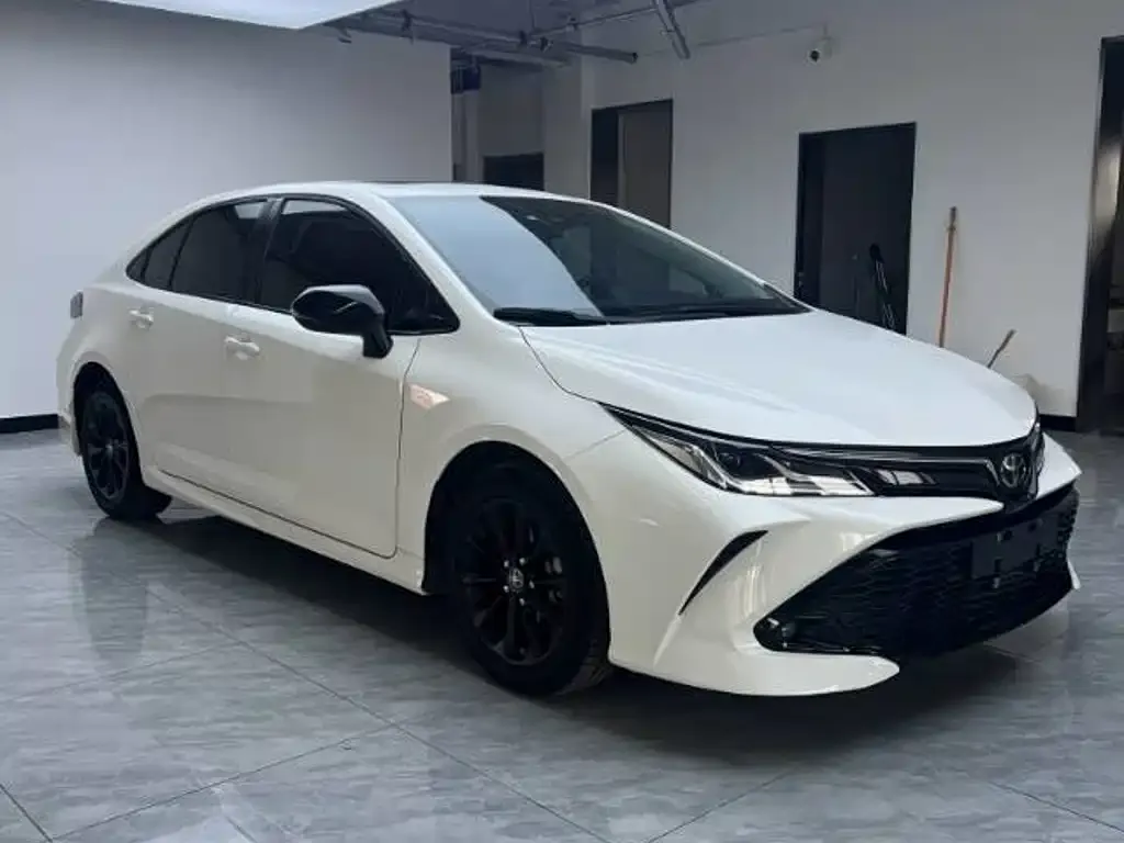 Toyota Corolla — фото 4