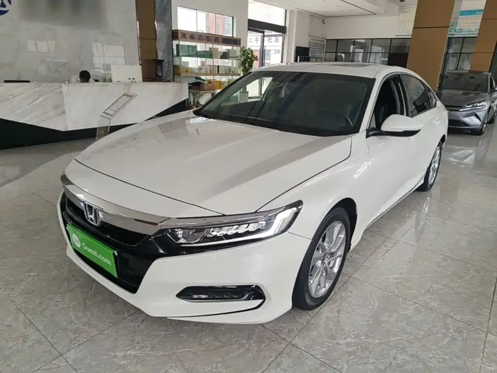 Honda Accord — фото 4