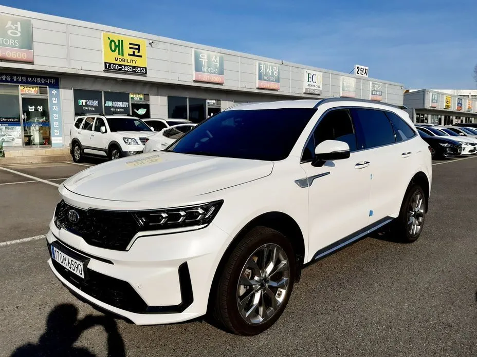 Kia Sorento — фото 1