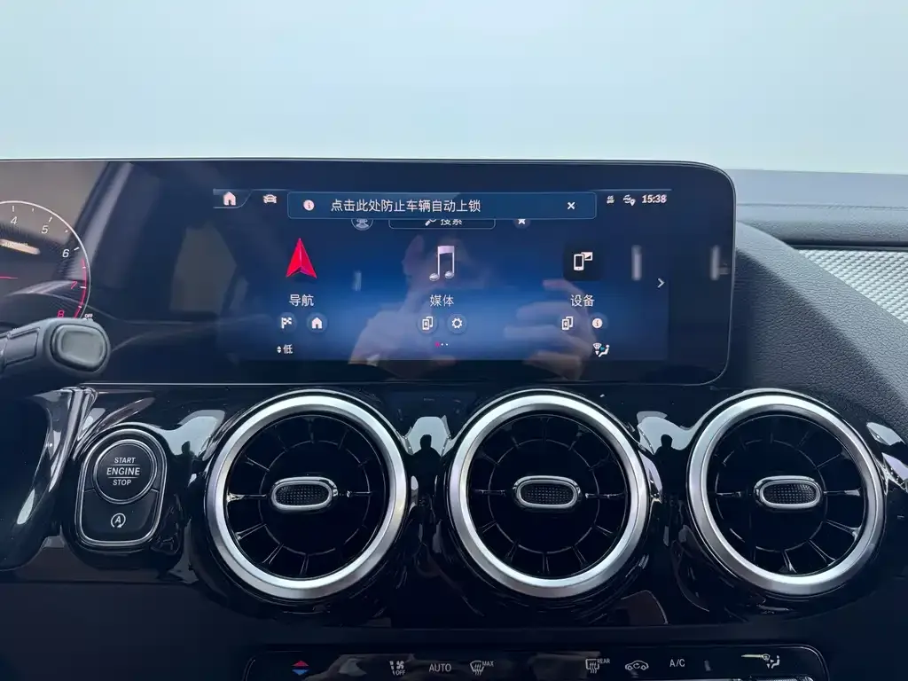 Mercedes-Benz GLA — фото 3