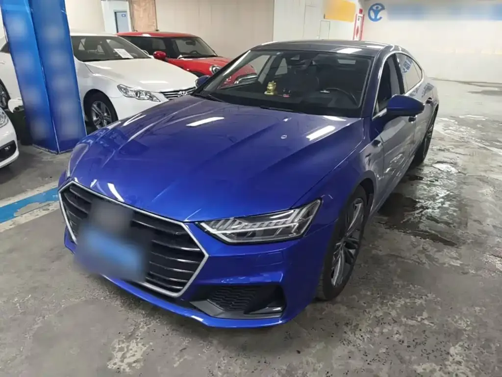 Audi A7 — фото 1