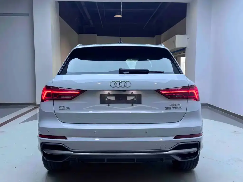 Audi Q3 — фото 3