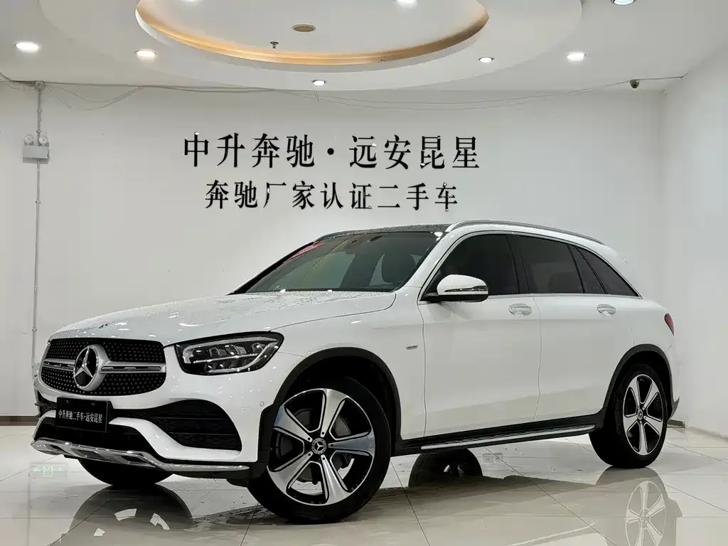 Mercedes-Benz GLC — фото 1