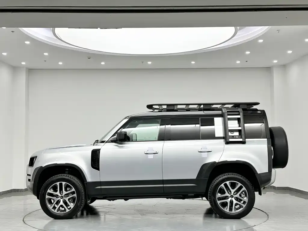 Land Rover Defender — фото 3