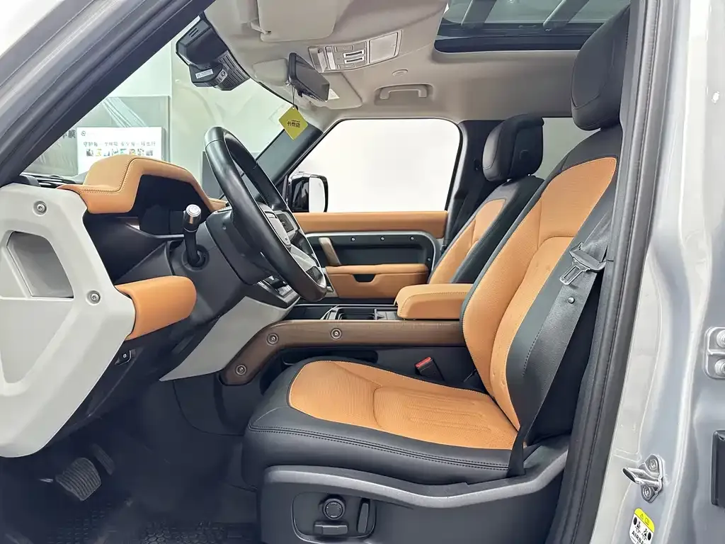 Land Rover Defender — фото 10