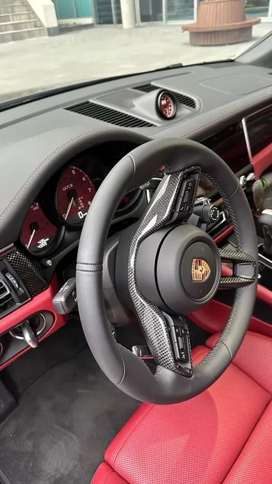 Porsche Macan — фото 8
