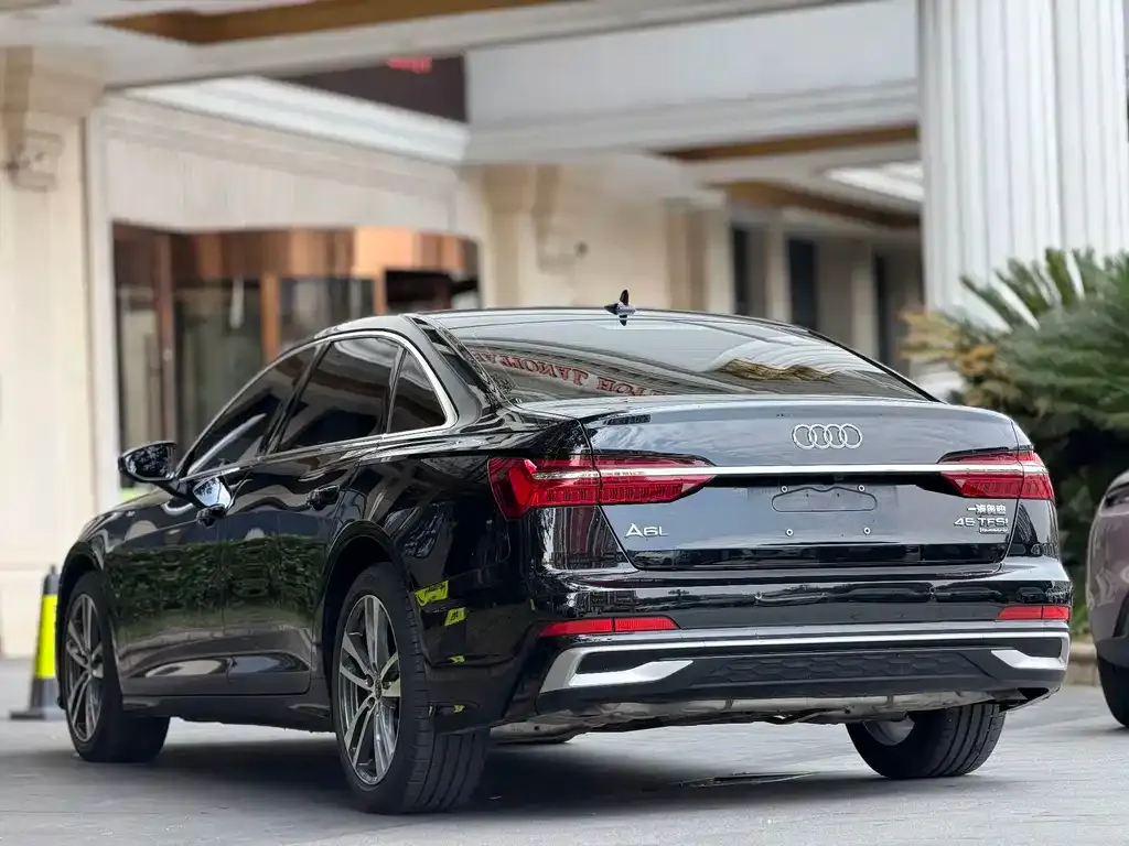 Audi A6L — фото 3