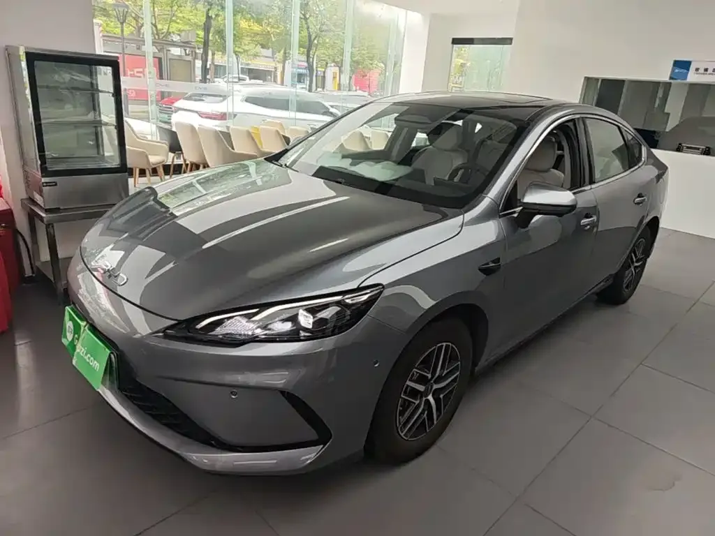BYD Seal 05 DM-i — фото 6