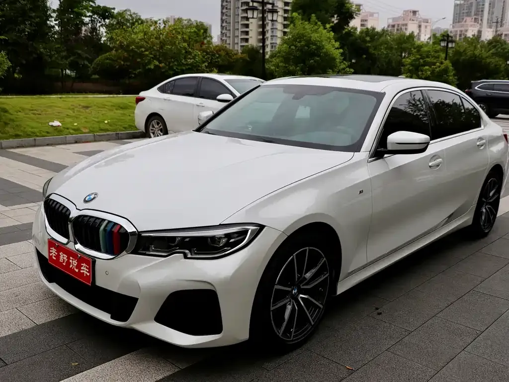 BMW 3 Series — фото 1