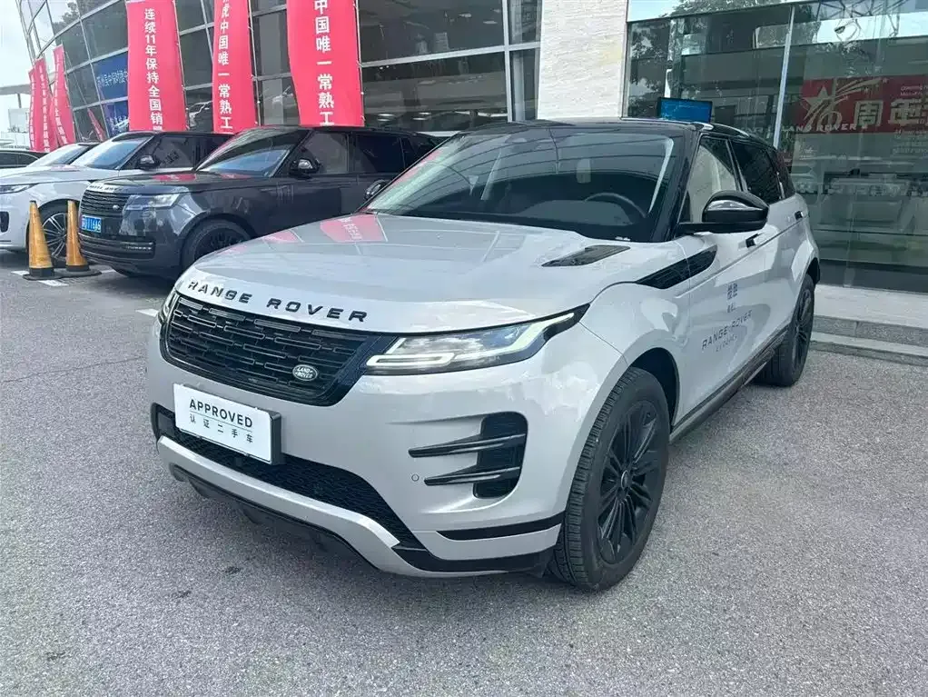 Land Rover Evoque — фото 1