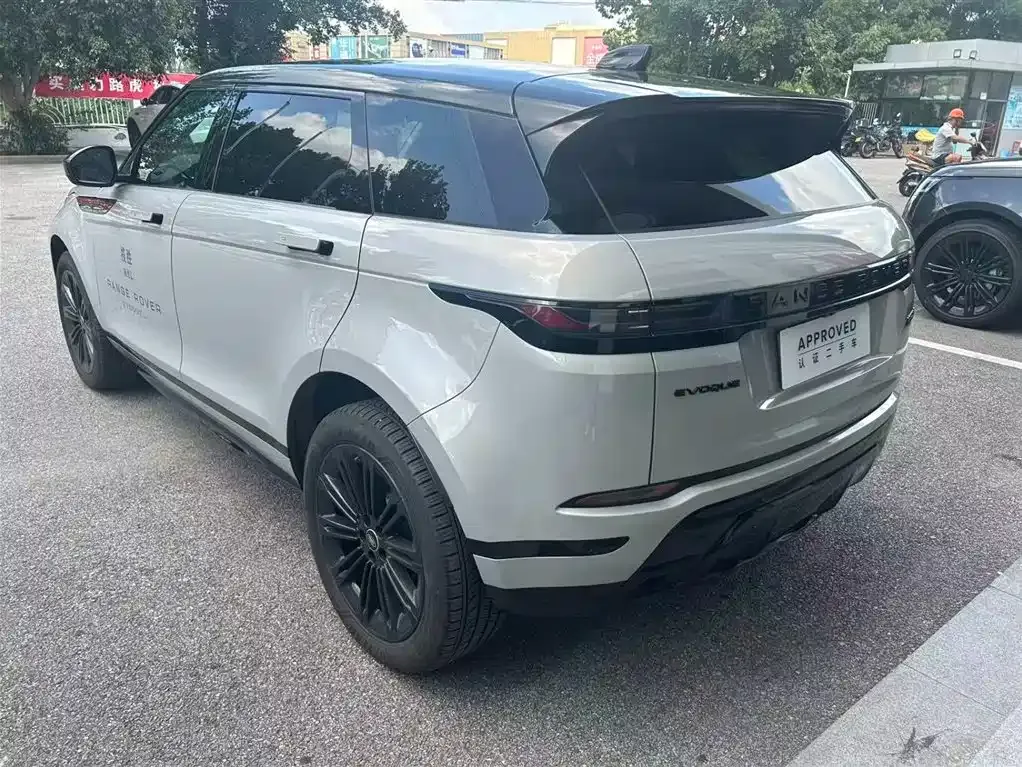 Land Rover Evoque — фото 7