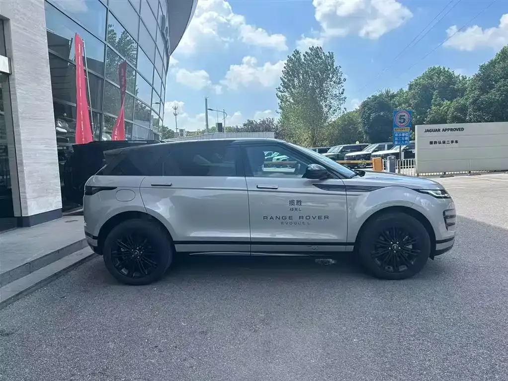 Land Rover Evoque — фото 5