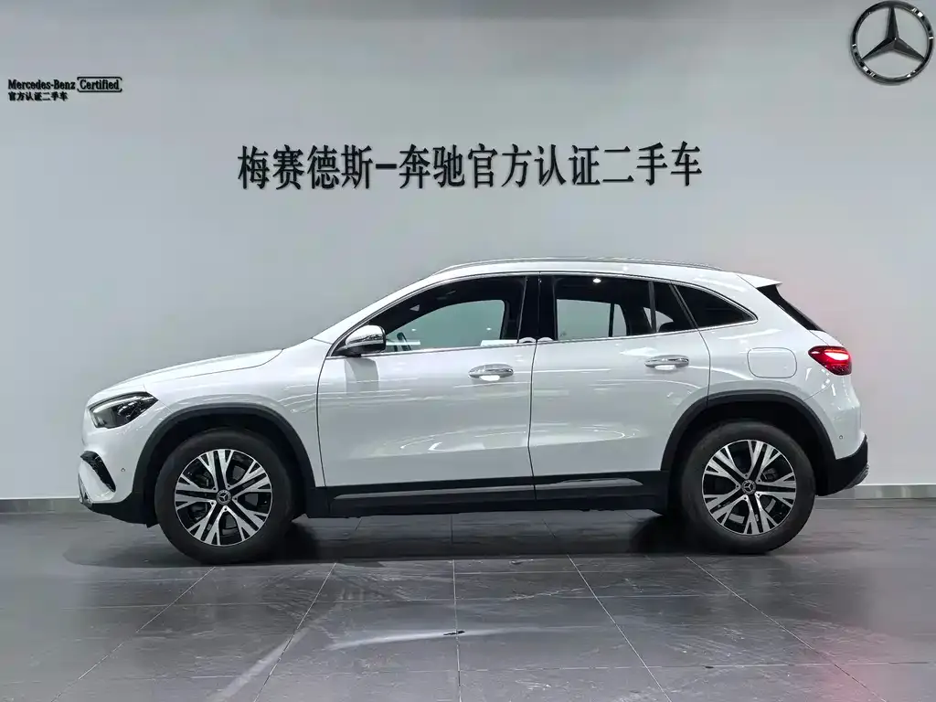 Mercedes-Benz GLA — фото 7