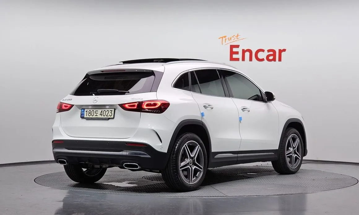 Mercedes-Benz GLA-Class — фото 4