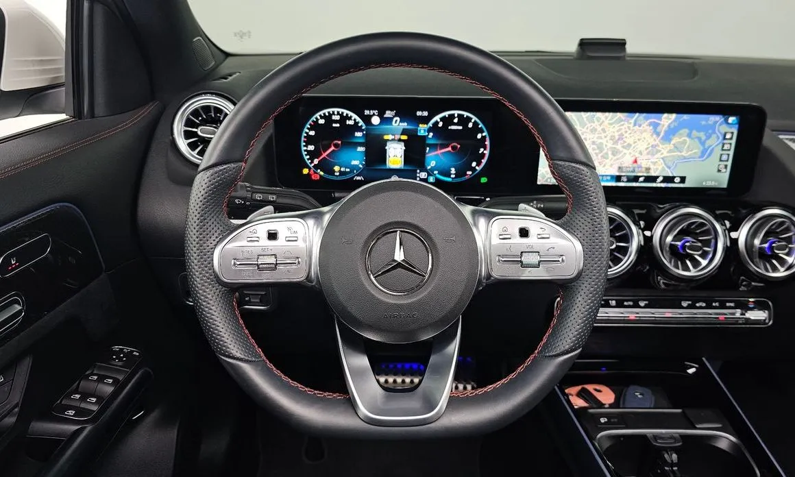 Mercedes-Benz GLA-Class — фото 6