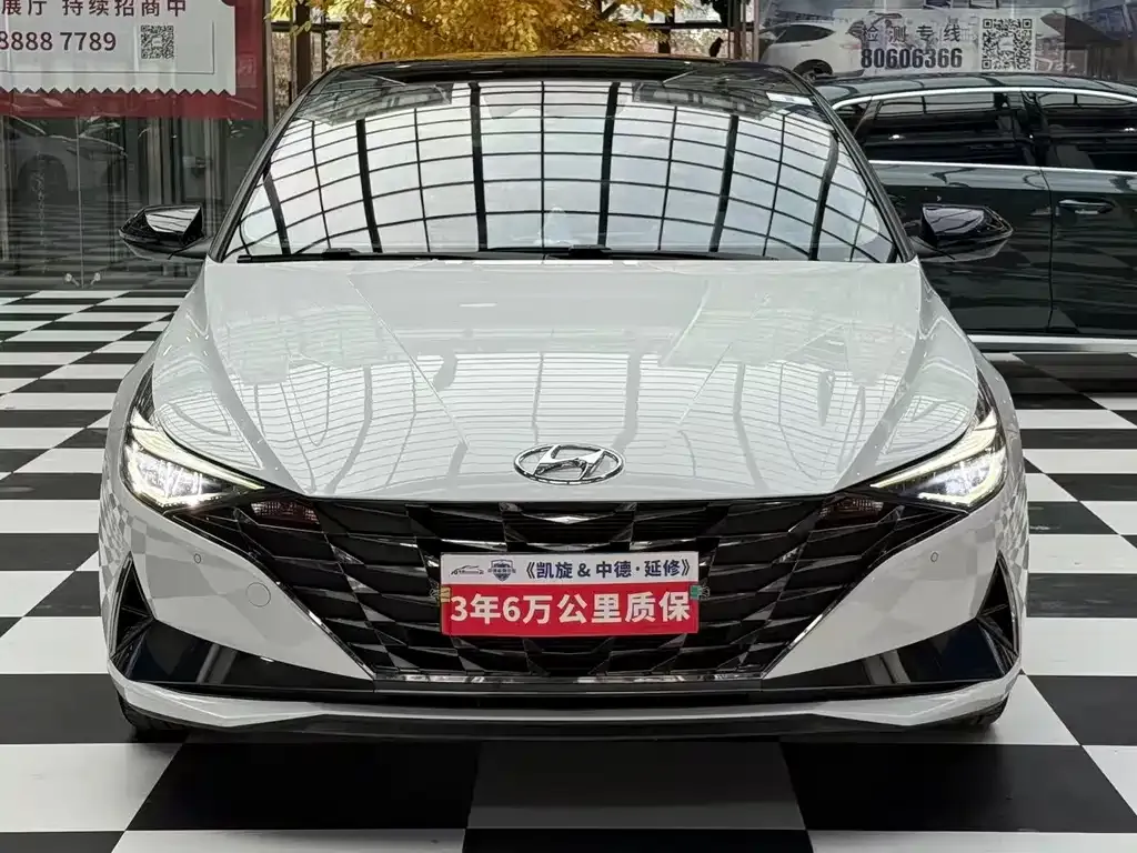 Hyundai Elantra — фото 5