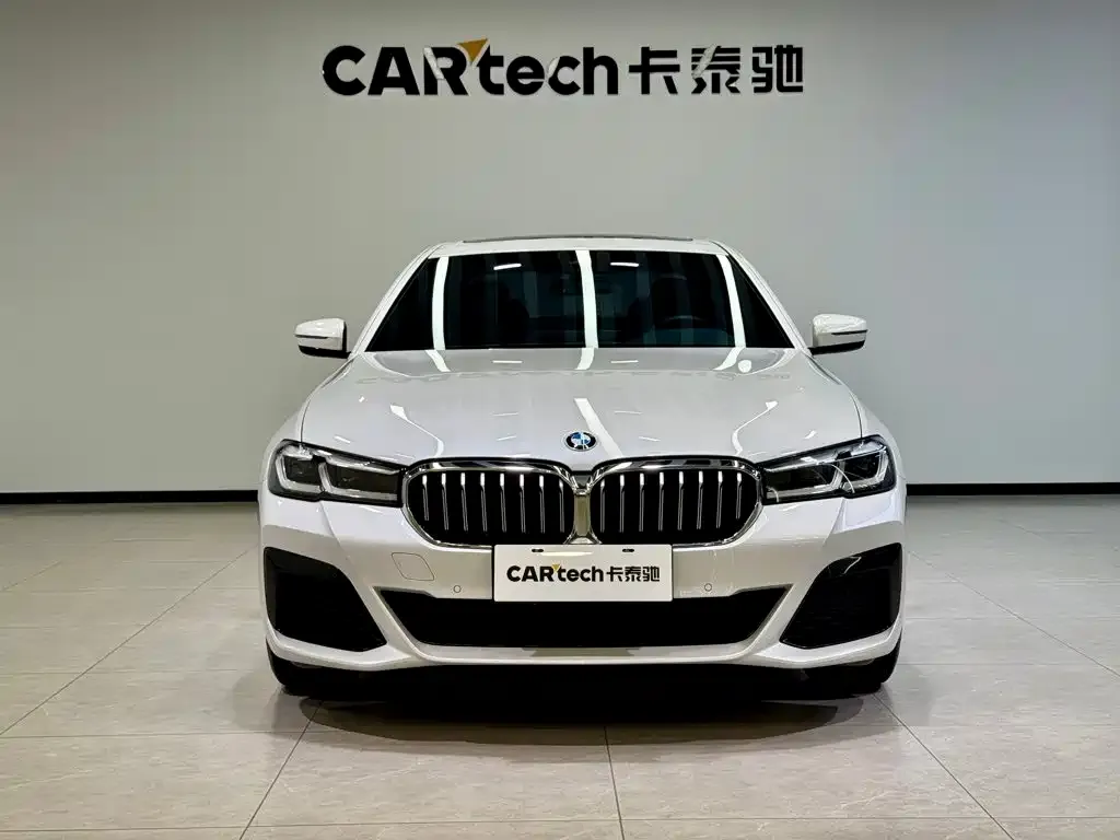 BMW 5 Series — фото 4