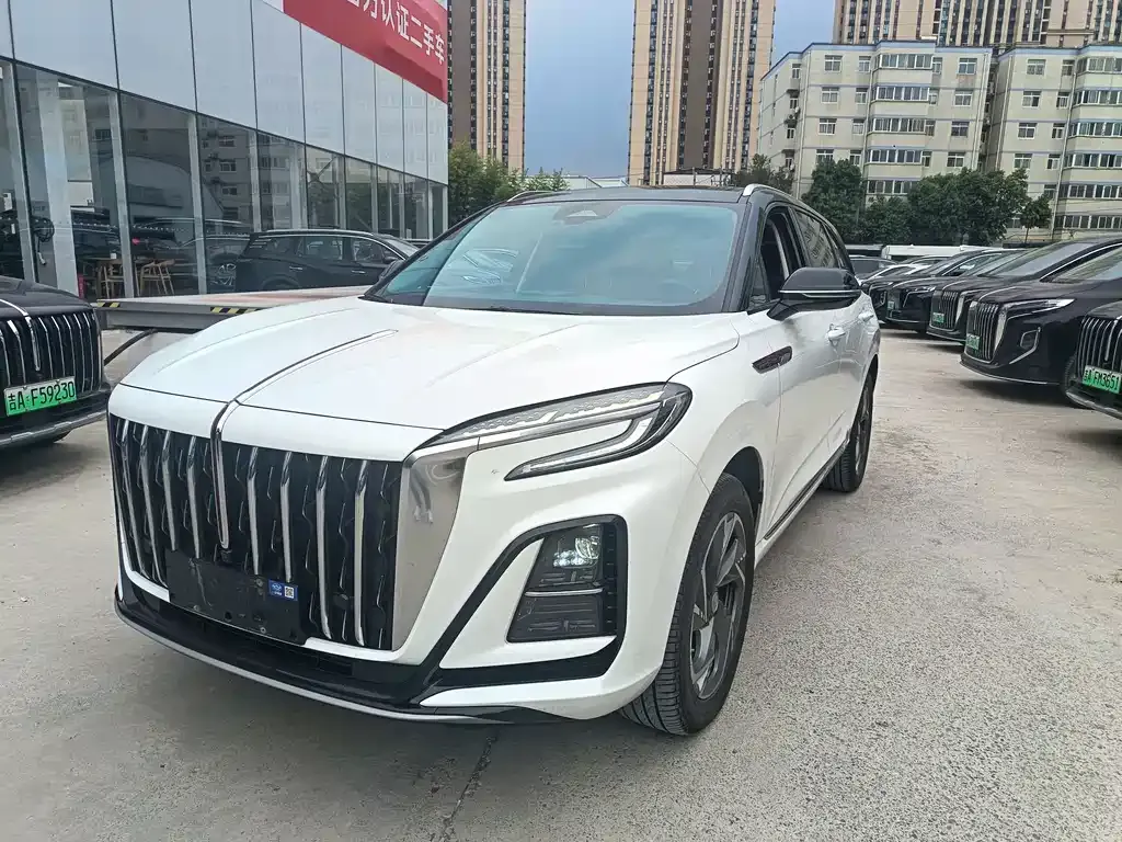 Hongqi HS3 PHEV — фото 1