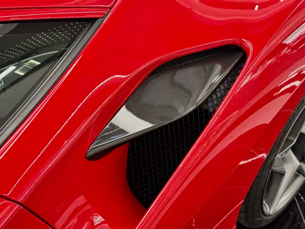 Ferrari F8 — фото 3
