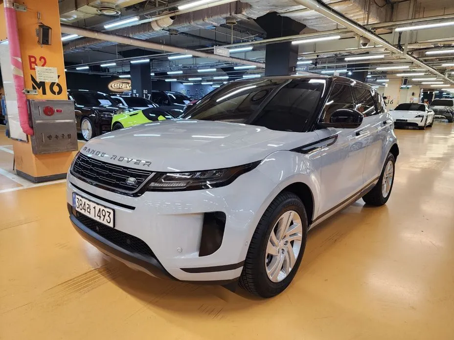 Land Rover Range Rover Evoque — фото 1