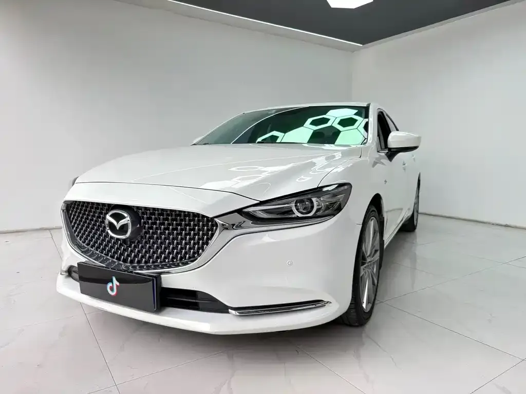 Mazda Atenza — фото 1