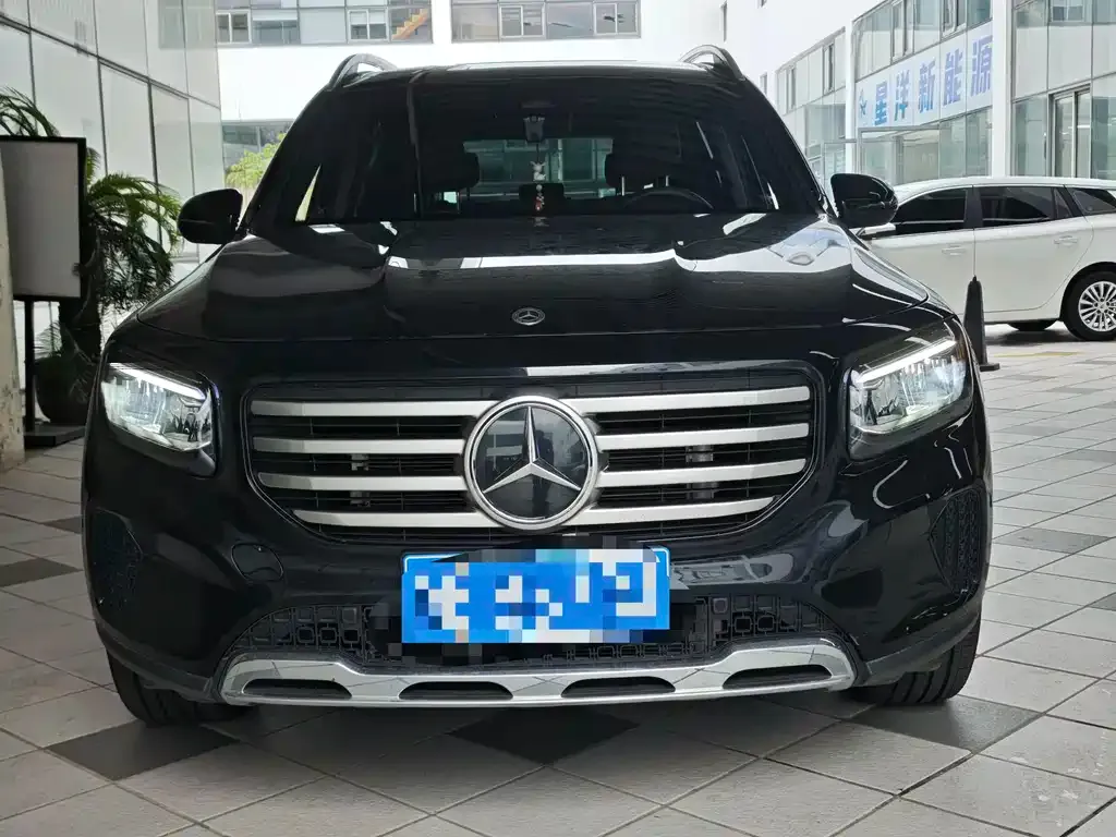 Mercedes-Benz GLB — фото 4