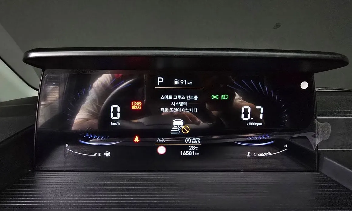 Hyundai Staria — фото 2