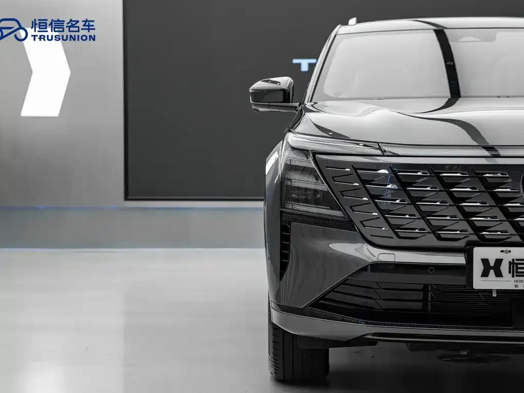 Changan CS75 PLUS — фото 2